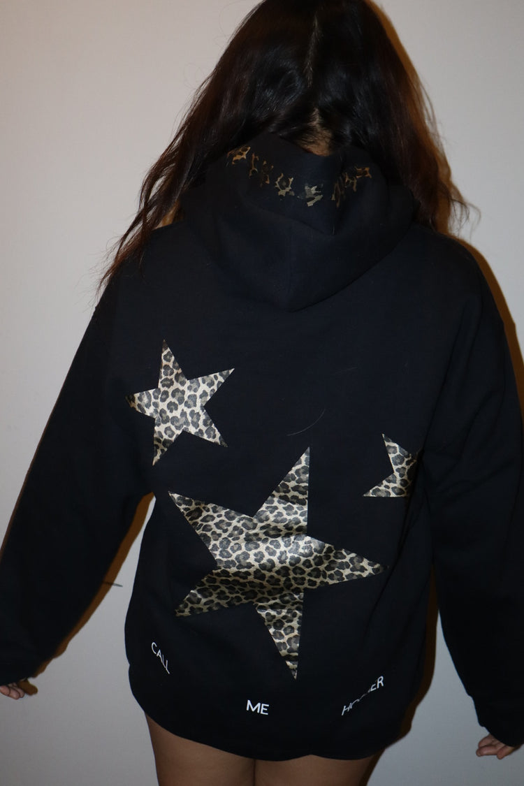CHEETAH PRINT STAR SWEATSHIRT